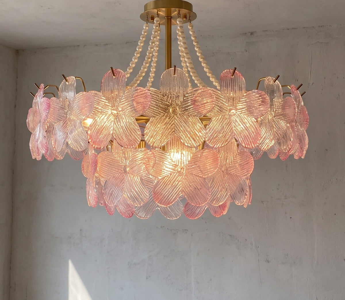 Lustre Rose Style Murano Floral en Verre Délicat pour Salon et Chambre